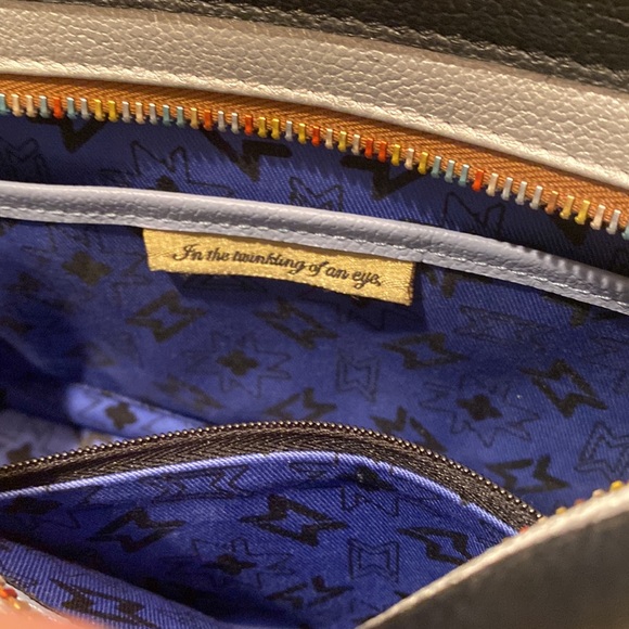 Mini & Mon Vali Crossbody Handbag - Picture 9 of 9